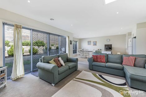 Property photo of 29 Woodright Circuit Cranbourne VIC 3977