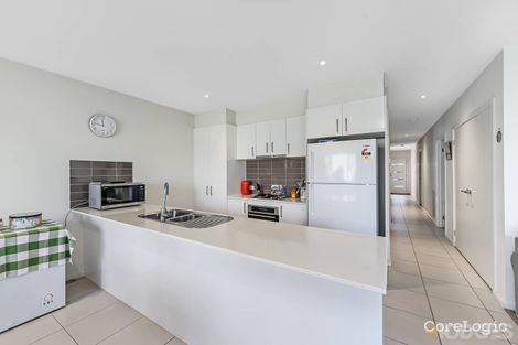 Property photo of 29 Woodright Circuit Cranbourne VIC 3977