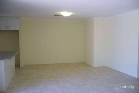 Property photo of 17 Yallambee Way Queens Park WA 6107