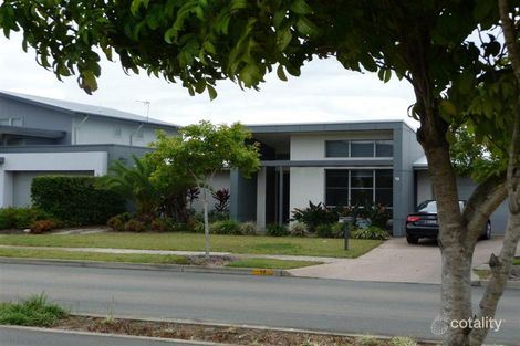 Property photo of 13 Osmium Lane Hope Island QLD 4212