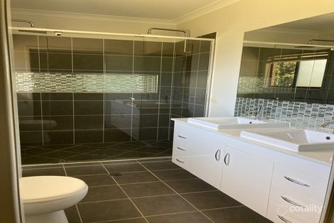 Property photo of 16 Nagle Crescent Hatton Vale QLD 4341