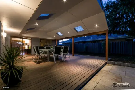 8 Goolema Pl, Wanneroo, WA 6065