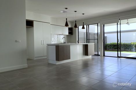 Property photo of 127 Harbour Boulevard Shell Cove NSW 2529