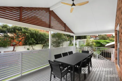 Property photo of 18 Ringtail Circuit Blackbutt NSW 2529