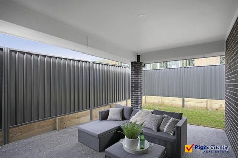 Property photo of 7 Markham Drive Calderwood NSW 2527
