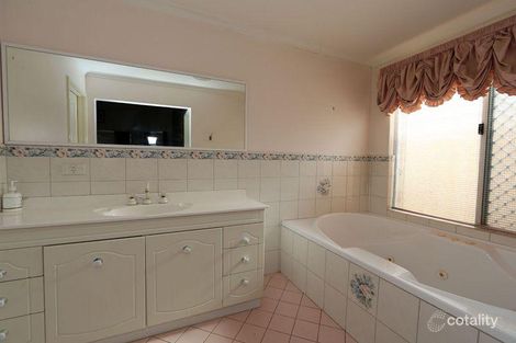 Property photo of 48 Markham Way Swan View WA 6056
