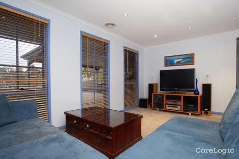 Property photo of 13 Honeysuckle Walk Croydon South VIC 3136