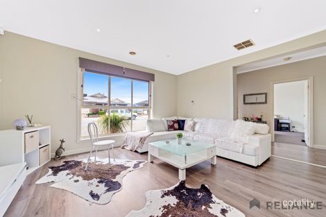 Property photo of 33 Scarborough Crescent Harkness VIC 3337