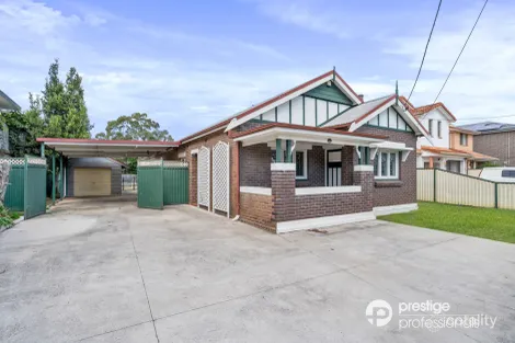 12 Moorebank Ave, Moorebank, NSW 2170