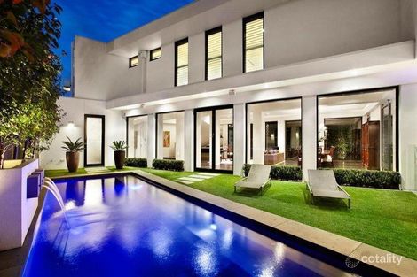 4 Kiers Ct, Caulfield North, VIC 3161