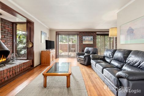 Property photo of 3 Village Drive Dingley Village VIC 3172