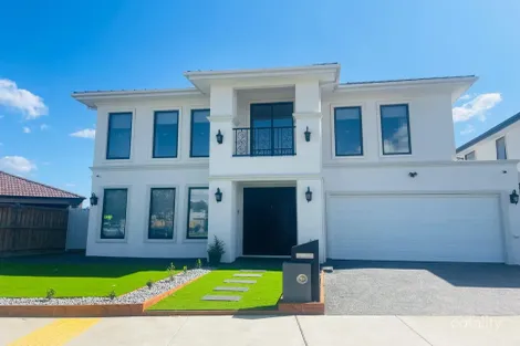 46 Crosswater Bvd, Clyde North, VIC 3978