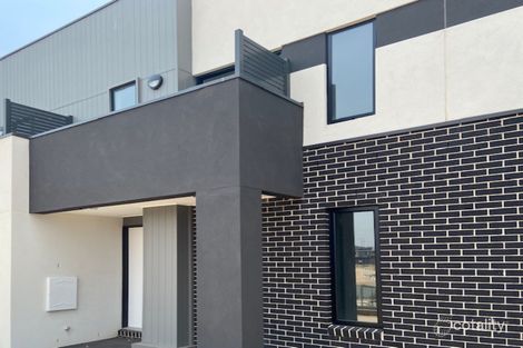 4 Lenox Walk, Point Cook, VIC 3030