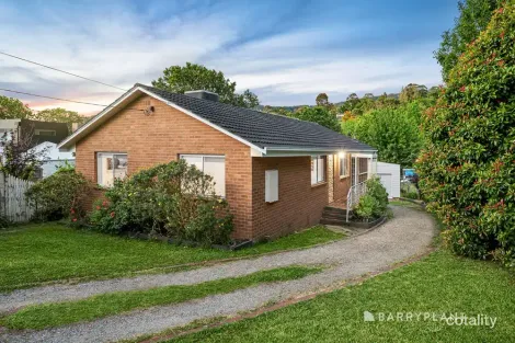 Property photo of 15 Edward Street Upper Ferntree Gully VIC 3156