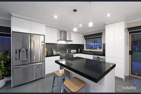 Property photo of 21 Magdalena Place Rowville VIC 3178