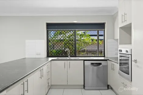 Property photo of 7 Chanel Place Durack QLD 4077