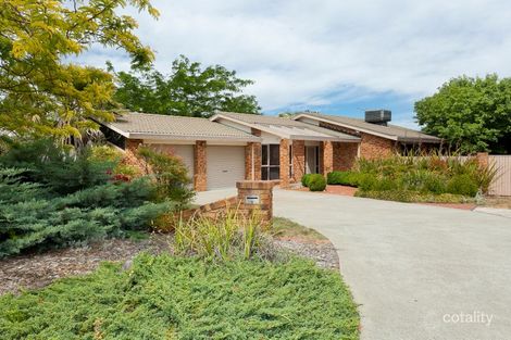 32 Clare Dennis Ave, Gordon, ACT 2906