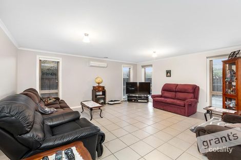 Property photo of 17 Bohemia Crescent Pakenham VIC 3810