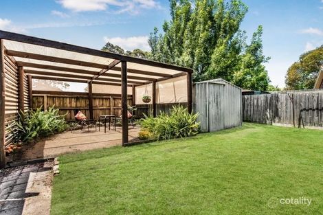 Property photo of 23 Cunningham Crescent Pakenham VIC 3810