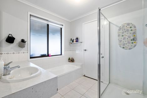 Property photo of 13 Clee Crescent Strathdale VIC 3550