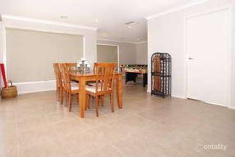 Property photo of 37 Addicott Way Taylors Hill VIC 3037