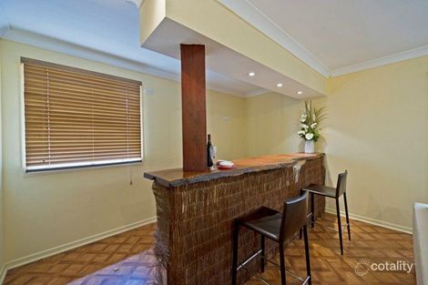 40 Barrs Ave, Oxenford, QLD 4210