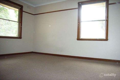 Property photo of 19 Namoi Avenue Red Cliffs VIC 3496