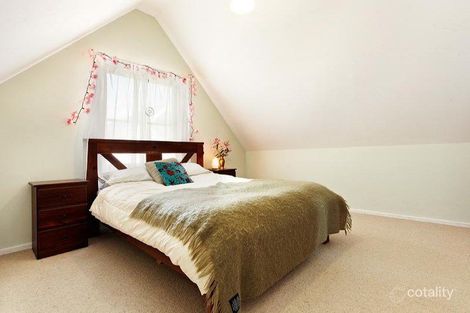 Property photo of 9 Green Place Eltham VIC 3095