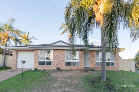 1 Arnold Ave, Green Valley, NSW 2168