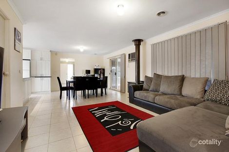Property photo of 11 Dusk Court Hampton Park VIC 3976