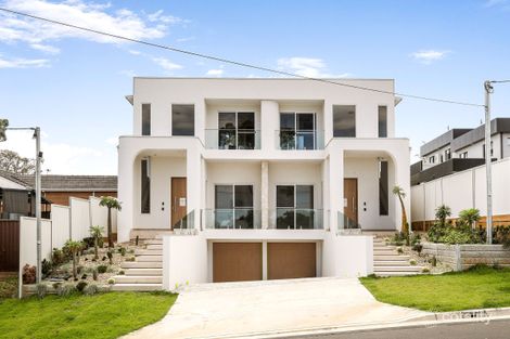 6 Glenisia Ave, Georges Hall, NSW 2198