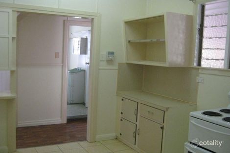Property photo of 13 Miles Street Manoora QLD 4870