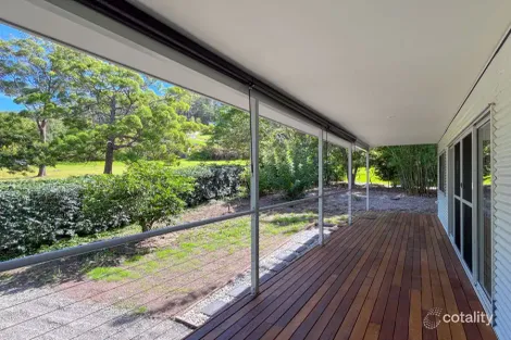 Property photo of 4 Azure Avenue Emerald Beach NSW 2456