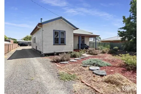 6 Remlaw Rd, Horsham, VIC 3400