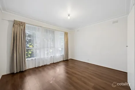 Property photo of 14 Allister Close Knoxfield VIC 3180