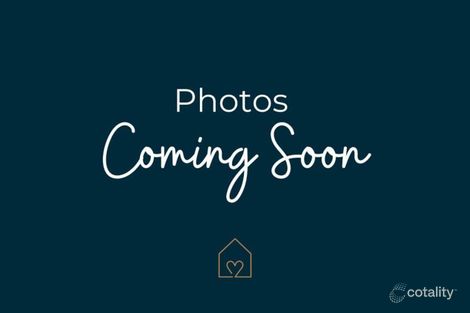 Property photo of 24 Crisp Drive Ashmont NSW 2650
