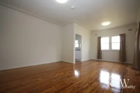 Property photo of 5 Omaroo Avenue Doonside NSW 2767