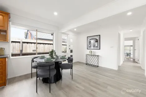 Property photo of 18 Woodworth Court Roxburgh Park VIC 3064