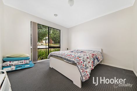 Property photo of 21/107 Army Road Pakenham VIC 3810