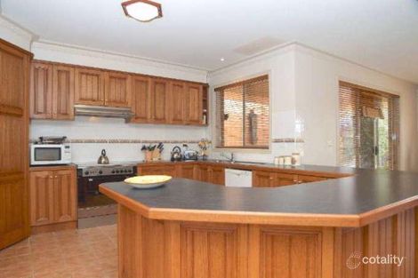 Property photo of 2 Rigby Court Taylors Lakes VIC 3038