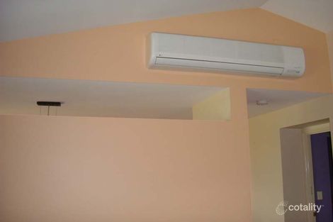 Property photo of 12 Kiewa Place Kuraby QLD 4112