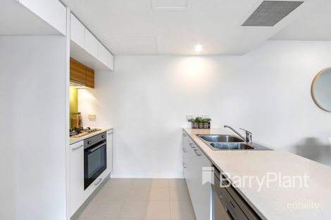 Property photo of 1706/100 Harbour Esplanade Docklands VIC 3008