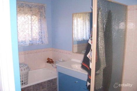 Property photo of 15 Jan Court Bethania QLD 4205