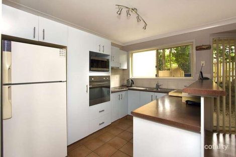 Property photo of 1/20 Phillip Place Forest Lake QLD 4078