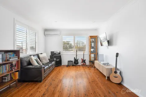 Property photo of 96 Lantana Road Engadine NSW 2233