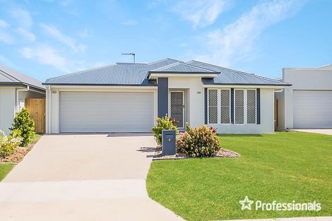 8 Burleigh Ct, Blacks Beach, QLD 4740