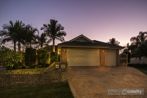 Property photo of 17 Citrus Close Cameron Park NSW 2285