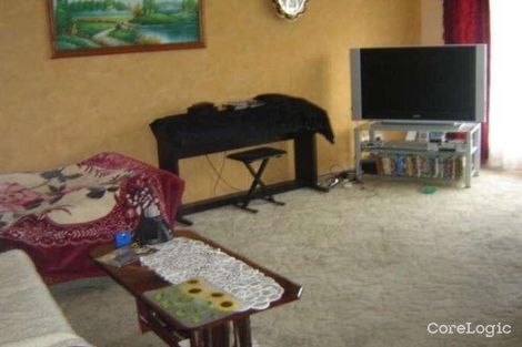 Property photo of 10 Pacific Palms Circuit Hoxton Park NSW 2171