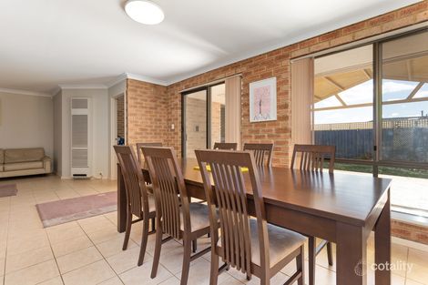Property photo of 32 Horslay Way Noranda WA 6062
