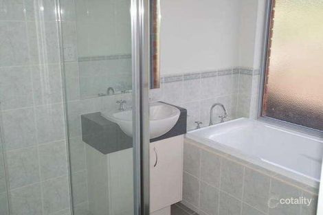 Property photo of 46 Wyralla Crescent Gisborne VIC 3437